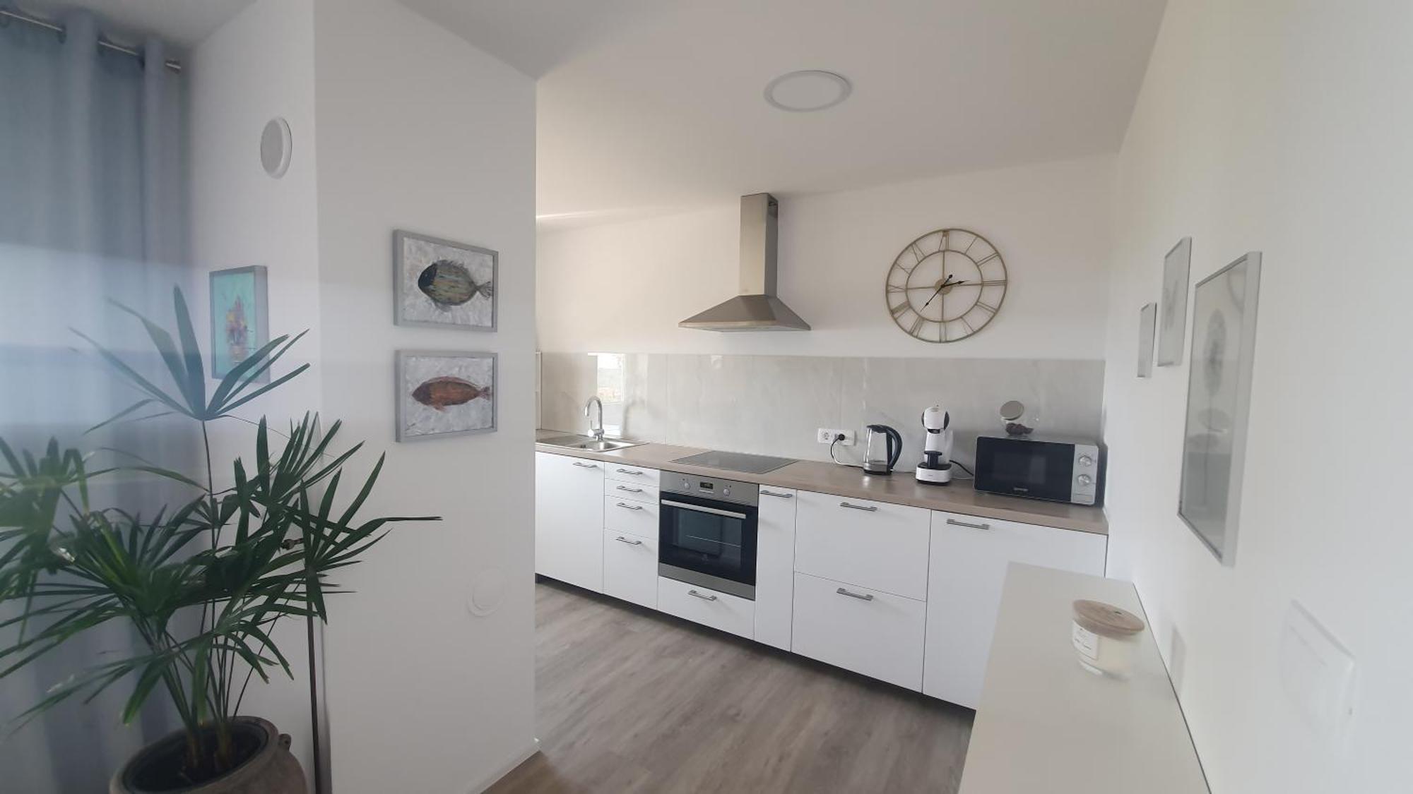 Divine View Apartma Njivice Eksteriør billede